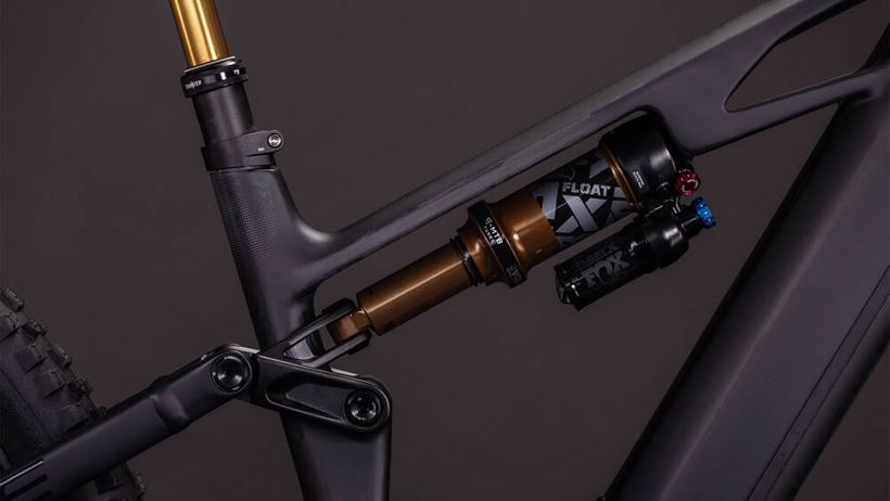 CUBE Stereo Hybrid ONE44 HPC AT 800 carbon´n´gold – Ansicht 2