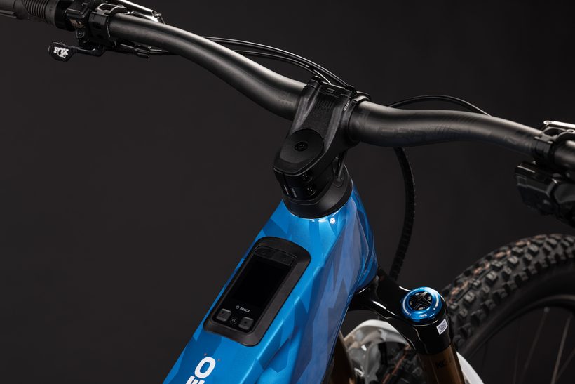 CUBE Stereo Hybrid ONE44 HPC AT 800 actionteam