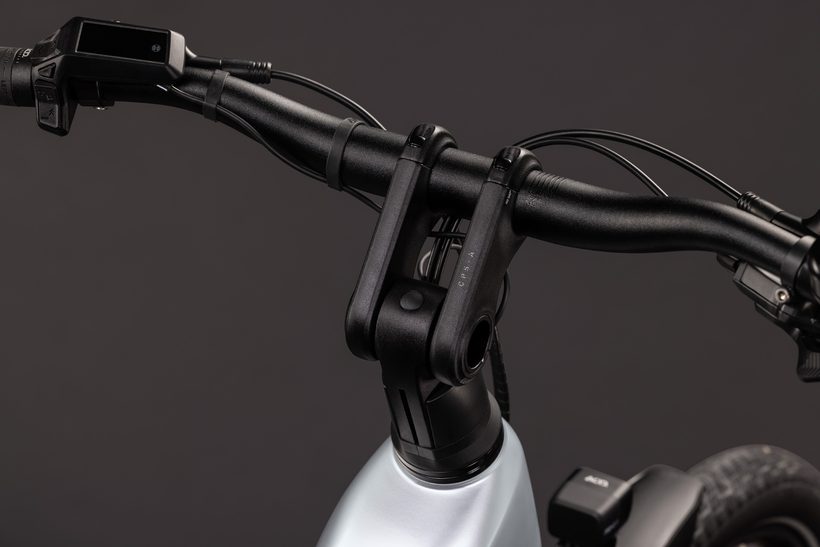 CUBE Kathmandu Hybrid ONE 800 silverstar´n´reflex