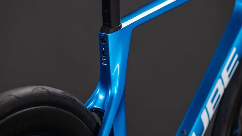 CUBE Agree C:62 EX topasblue´n´white – Ansicht 3