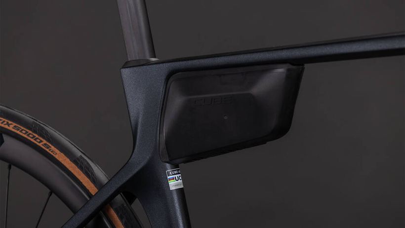 CUBE Agree C:62 SLX nightshift´n´prism – Ansicht 3