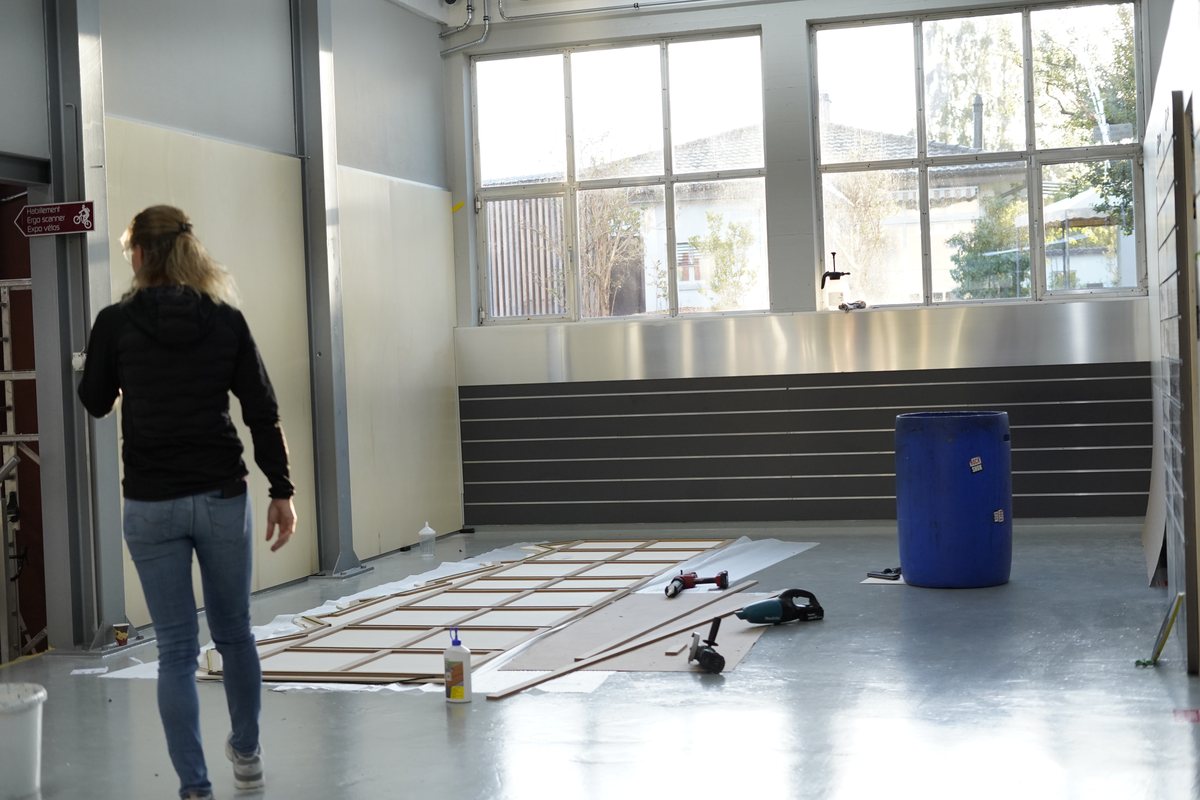 Local de vente vide au début des travaux du CUBE Store Valbirse